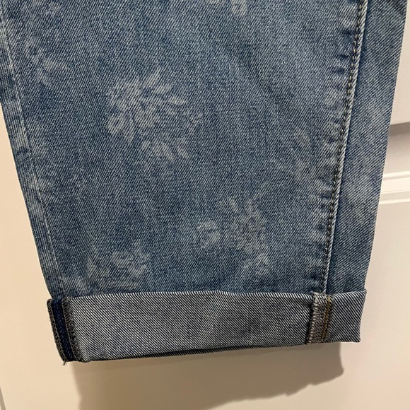 Universal Thread Jeans - Picture 2 of 9